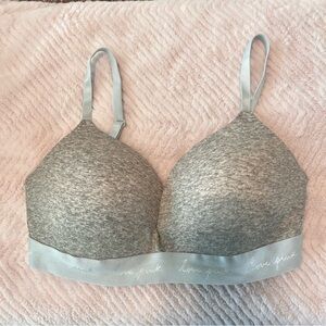 PINK Victoria's Secret Gray Padded T-shirt Bra